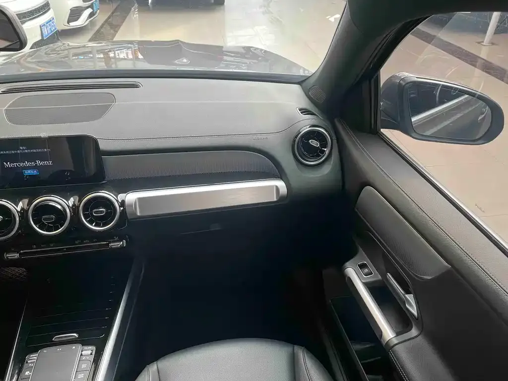 Mercedes-Benz GLB 2023 из CN, фото 7