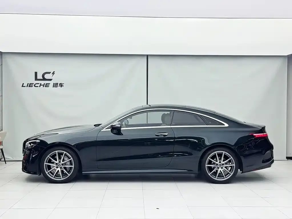 Mercedes-Benz E-Class (Import) 2024 из CN, фото 2