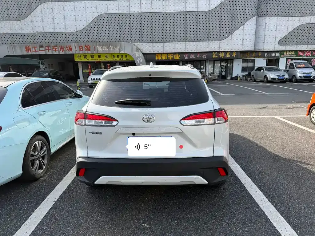 Toyota Corolla Cross — фото 4