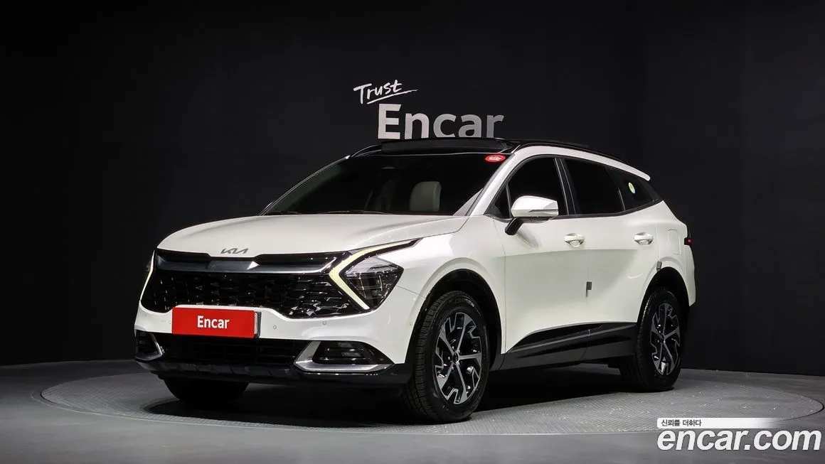Kia Sportage — фото 1