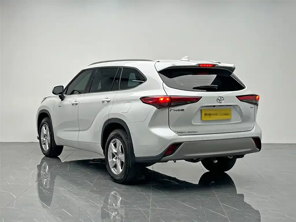 Toyota Highlander 2025 из CN, фото 8