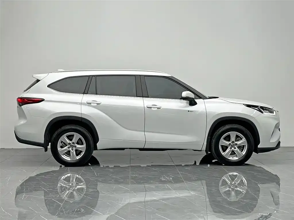 Toyota Highlander 2025 из CN, фото 7