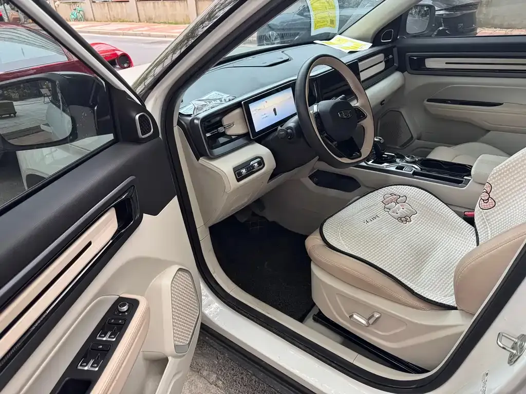 Geely Icon — фото 4