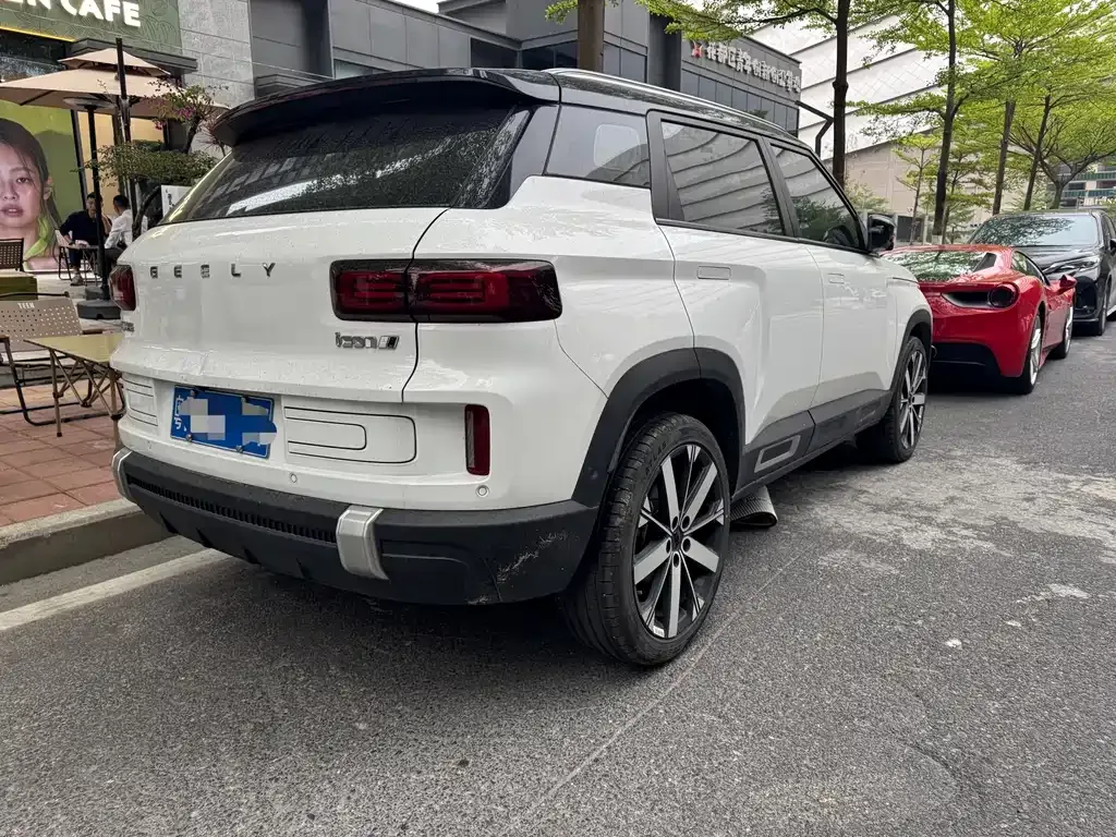Geely Icon — фото 6