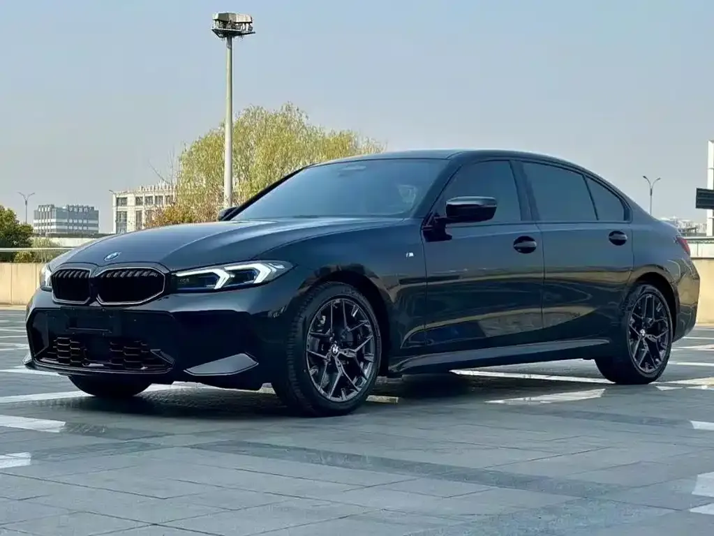 BMW 3 Series — фото 1