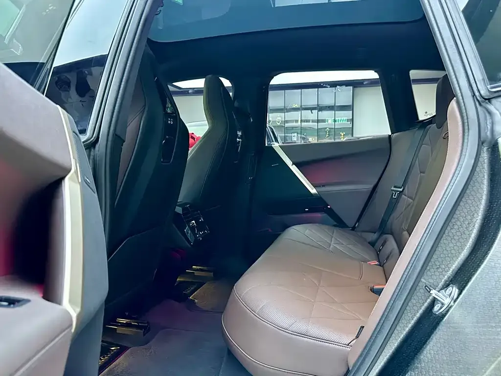 BMW iX 2024 из CN, фото 10