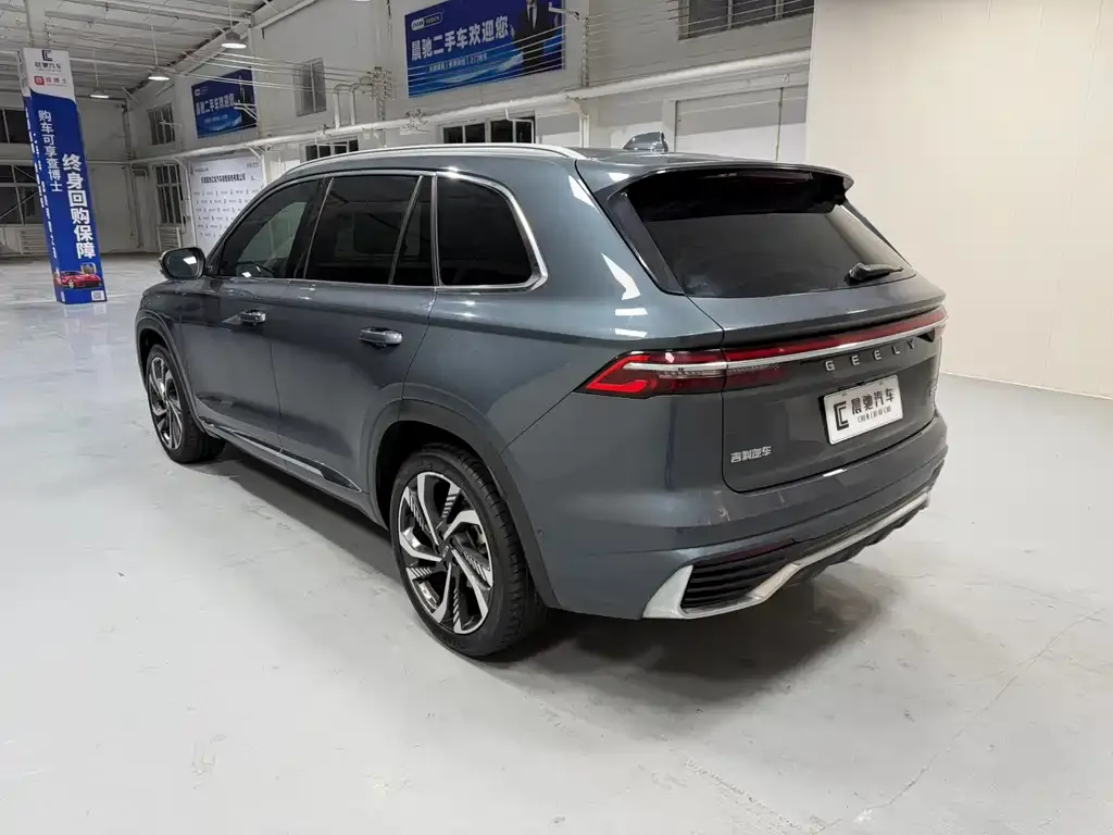 Geely Xingyue L — фото 10