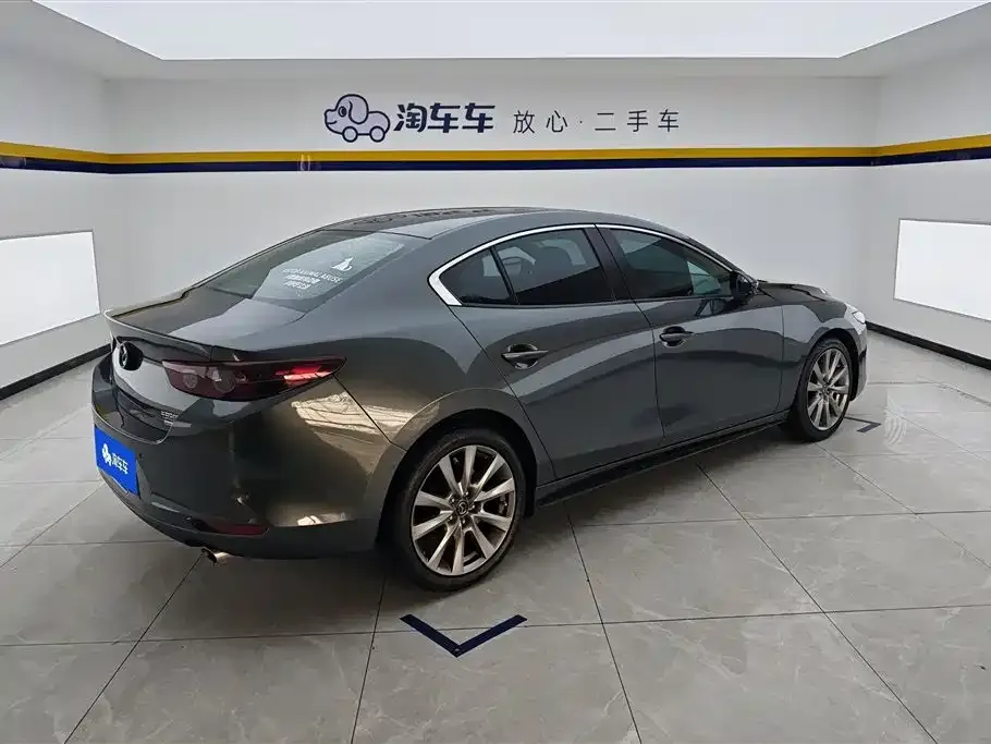 Mazda 3 Axela 2021 из CN, фото 2