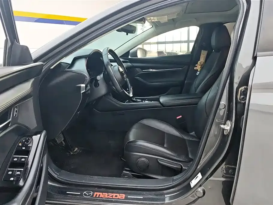 Mazda 3 Axela 2021 из CN, фото 8
