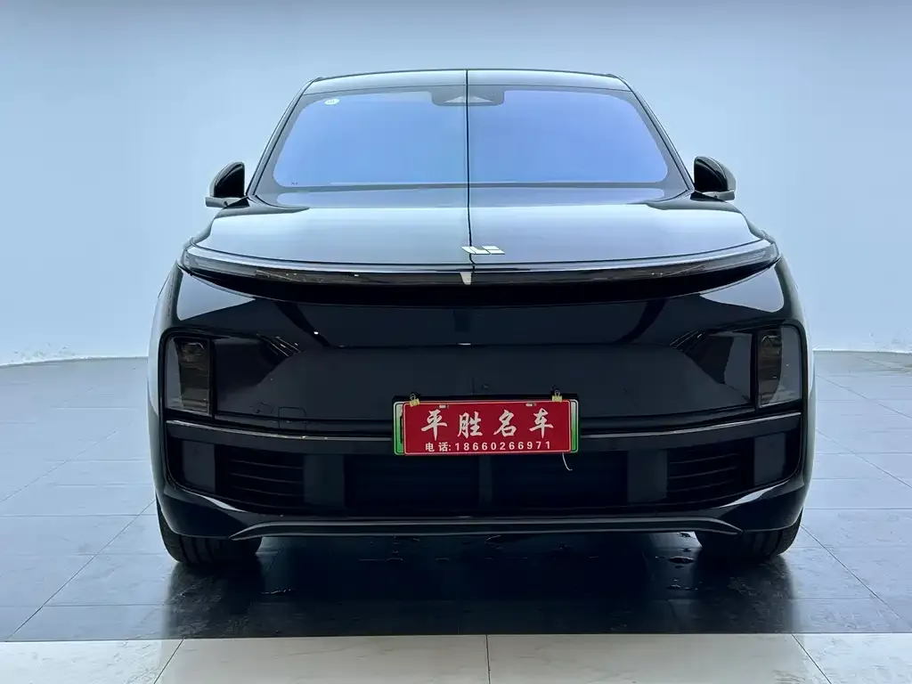 Li Auto L8 2023 из CN, фото 1
