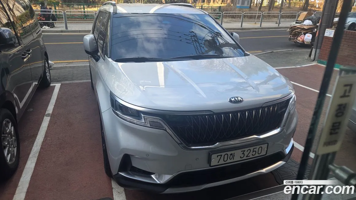 Kia Carnival 2021 из KR, фото 3