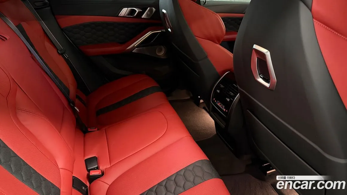 BMW X6M 2024 из KR, фото 6