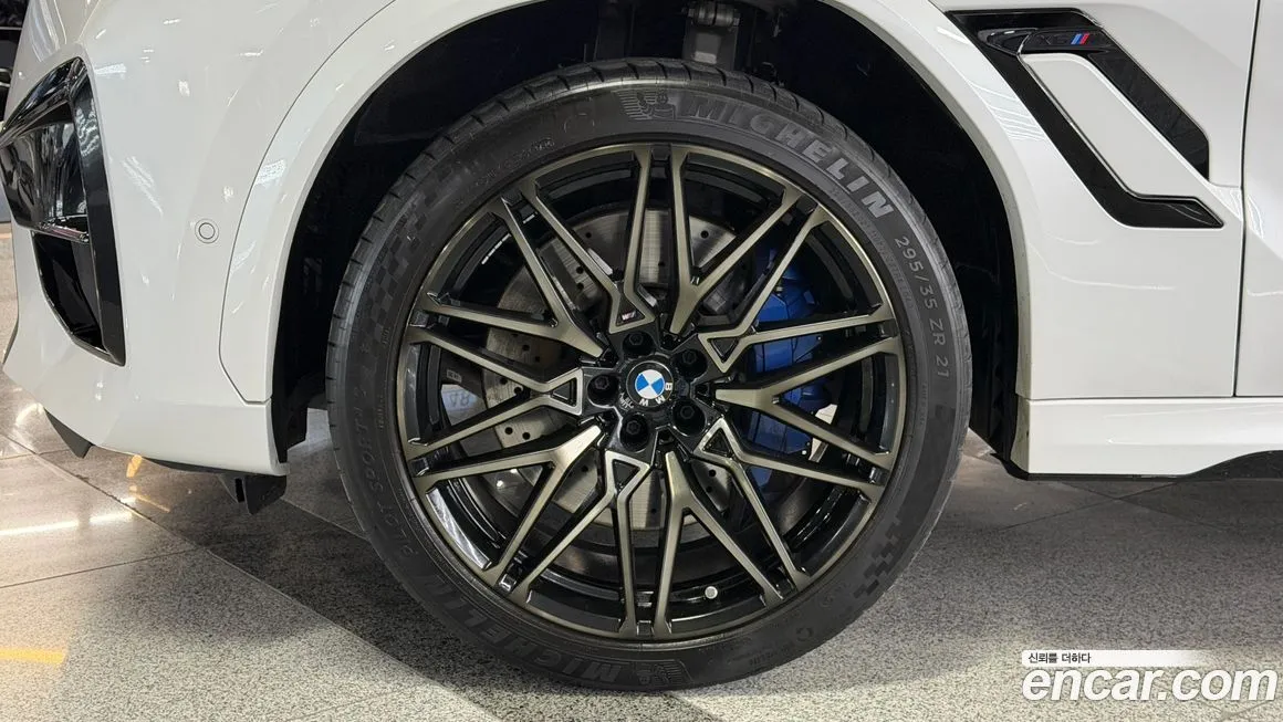 BMW X6M 2024 из KR, фото 9