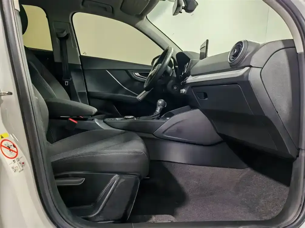 Audi Q2L 2021 из CN, фото 8