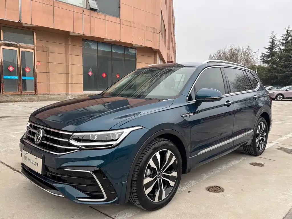 Volkswagen Tiguan L 2022 из CN, фото 1
