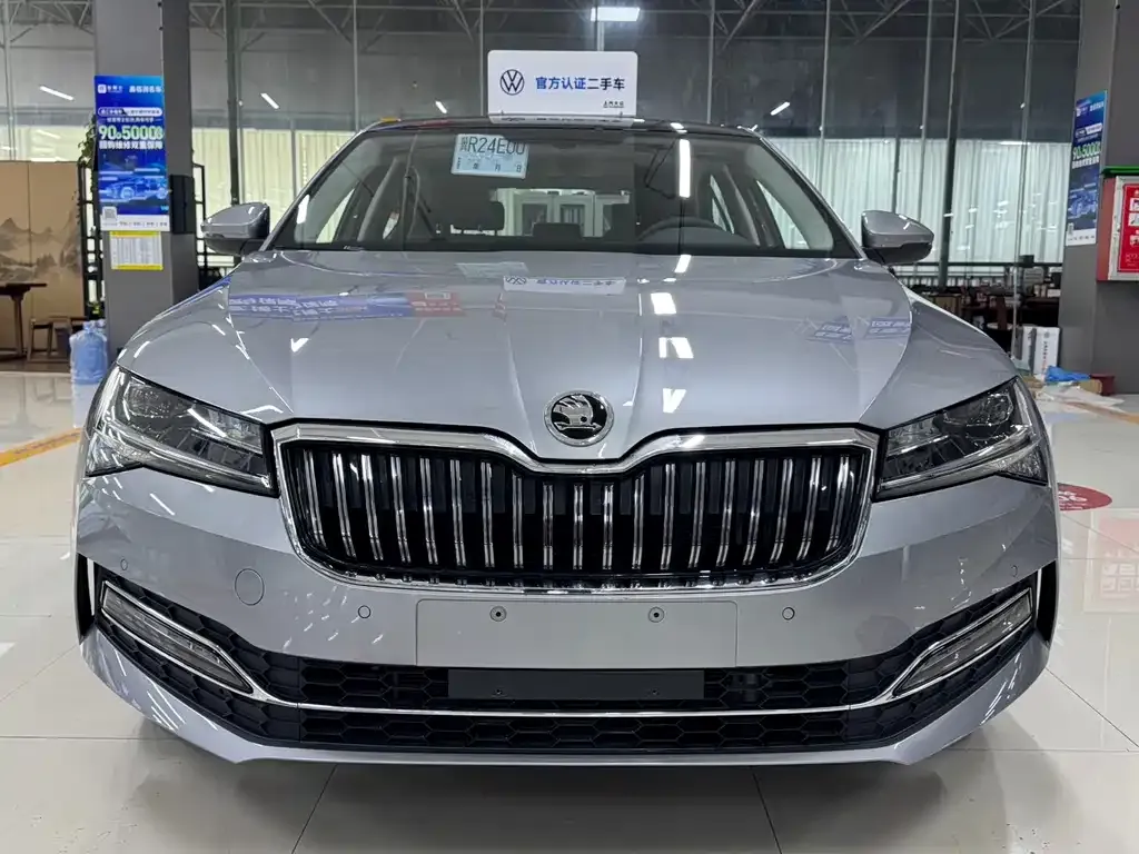 Skoda Superb 2025 из CN, фото 2