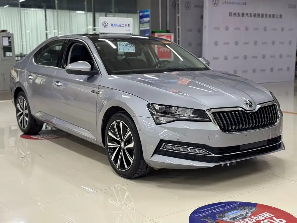 Skoda Superb 2025 из CN, фото 3