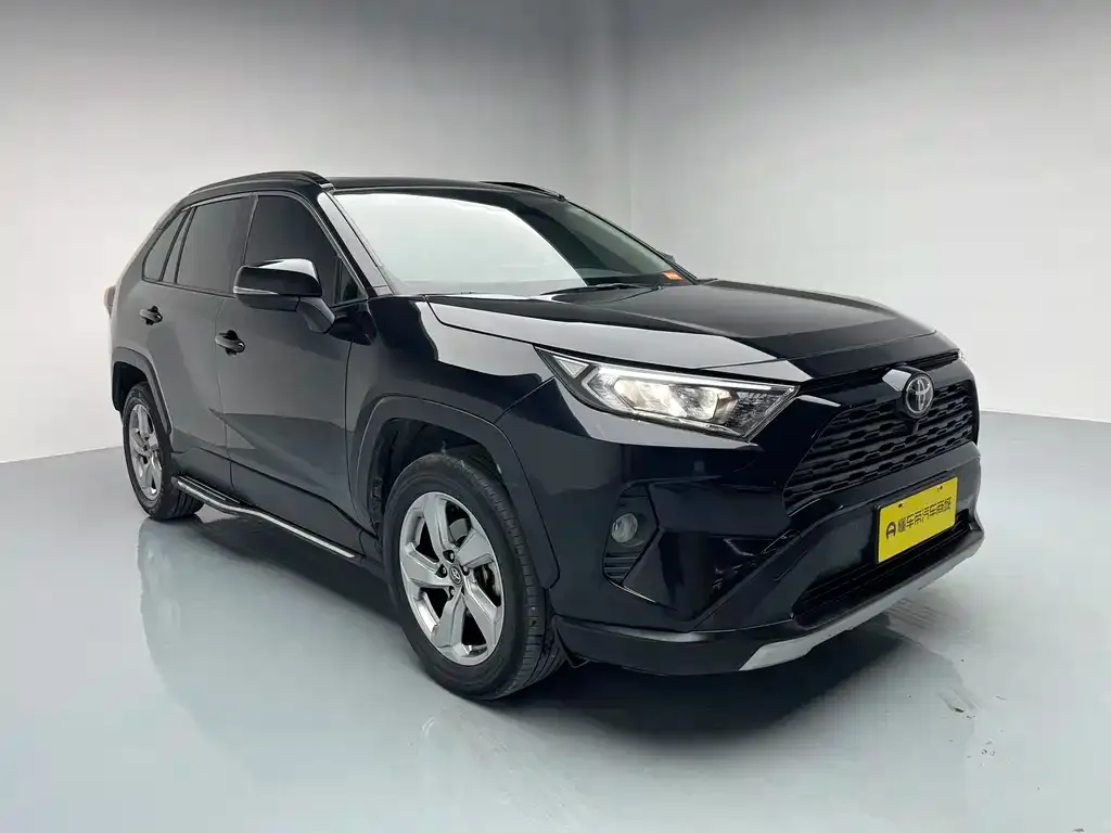Toyota RAV4 2022 из CN, фото 3