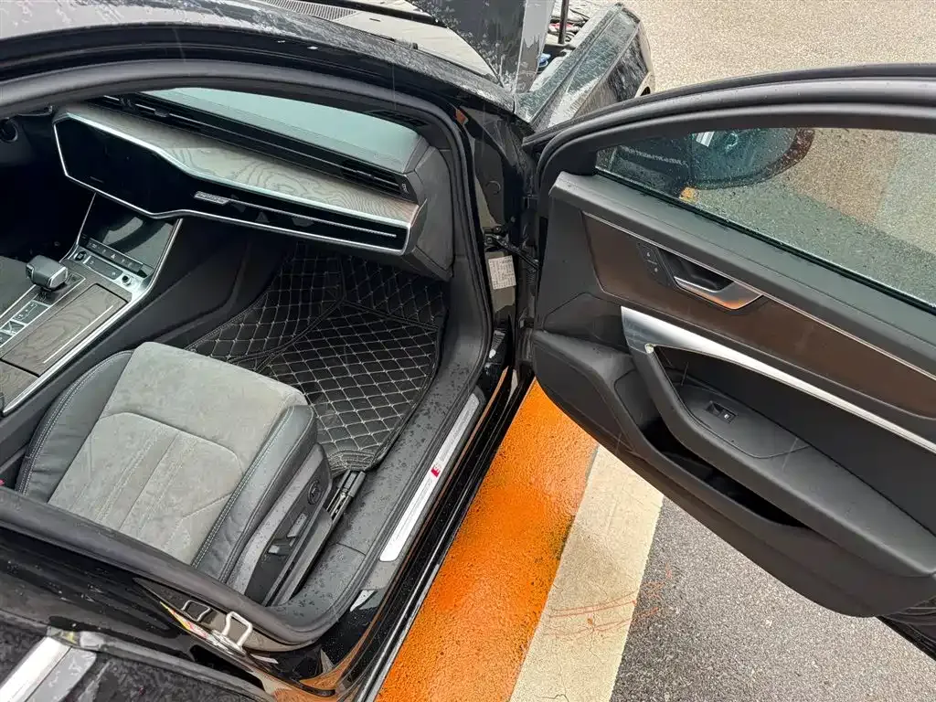 Audi A6L New Energy 2021 из CN, фото 8