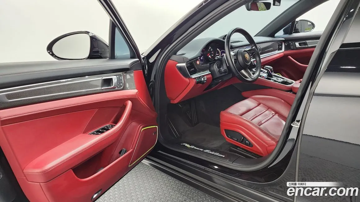 Porsche Panamera 2023 из KR, фото 8