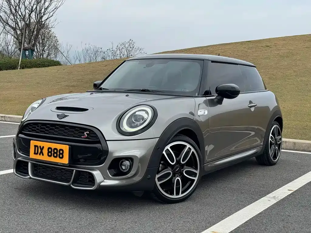MINI Cooper (3-door) 2021 из CN, фото 1