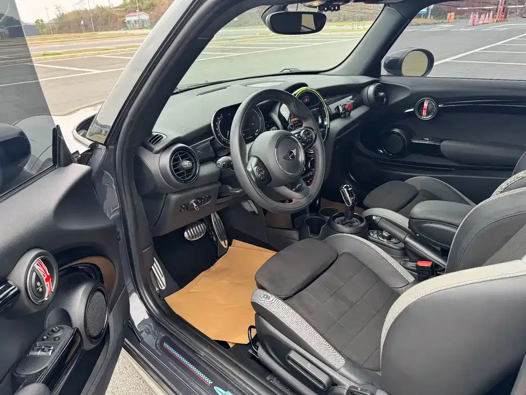 MINI Cooper (3-door) 2021 из CN, фото 10