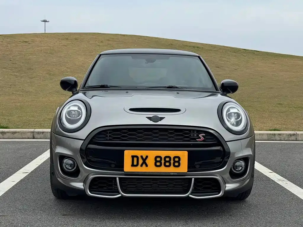 MINI Cooper (3-door) 2021 из CN, фото 2