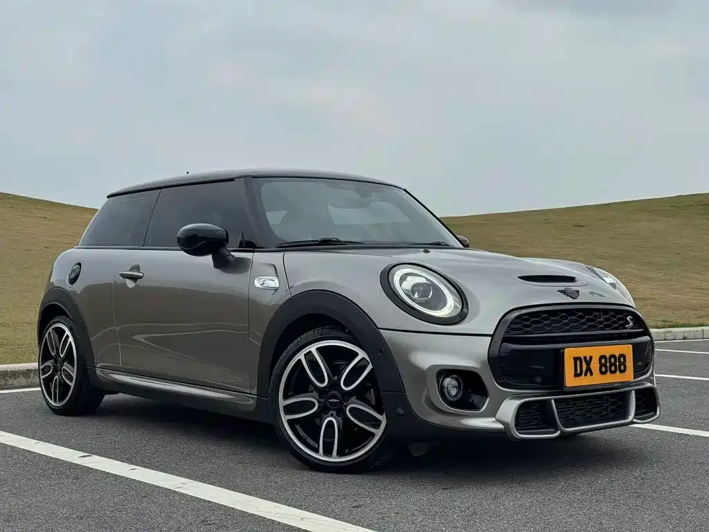 MINI Cooper (3-door) 2021 из CN, фото 3