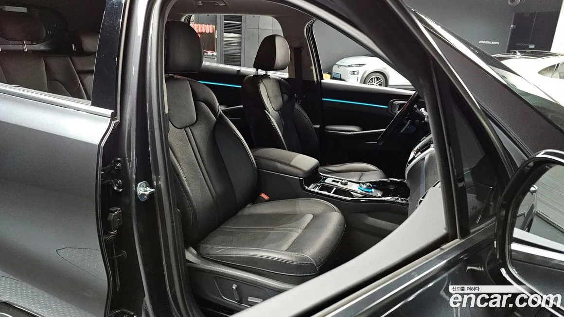 Kia Sorento — фото 7