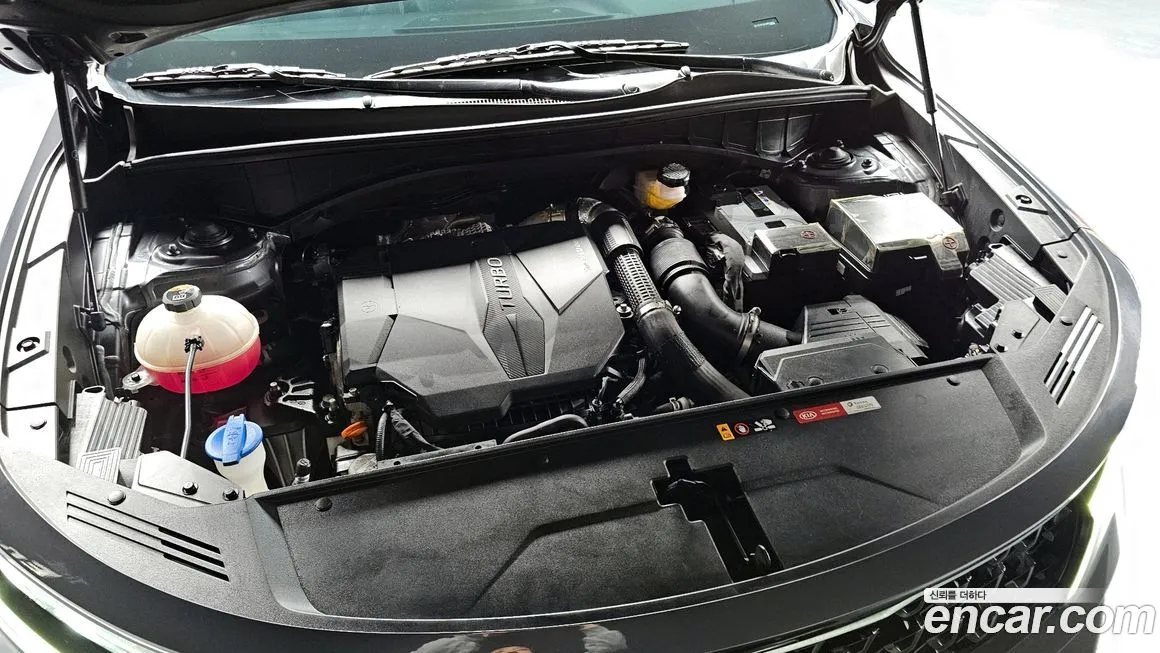 Kia Sorento — фото 8