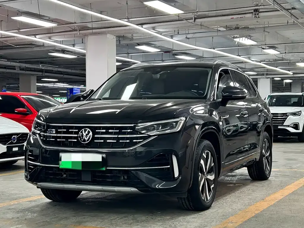 Volkswagen GTE PHEV — фото 1