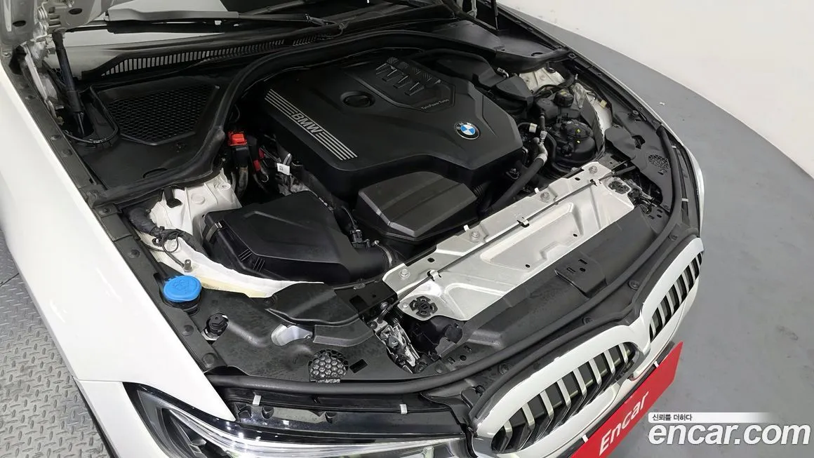 BMW 3-Series 2021 из KR, фото 7
