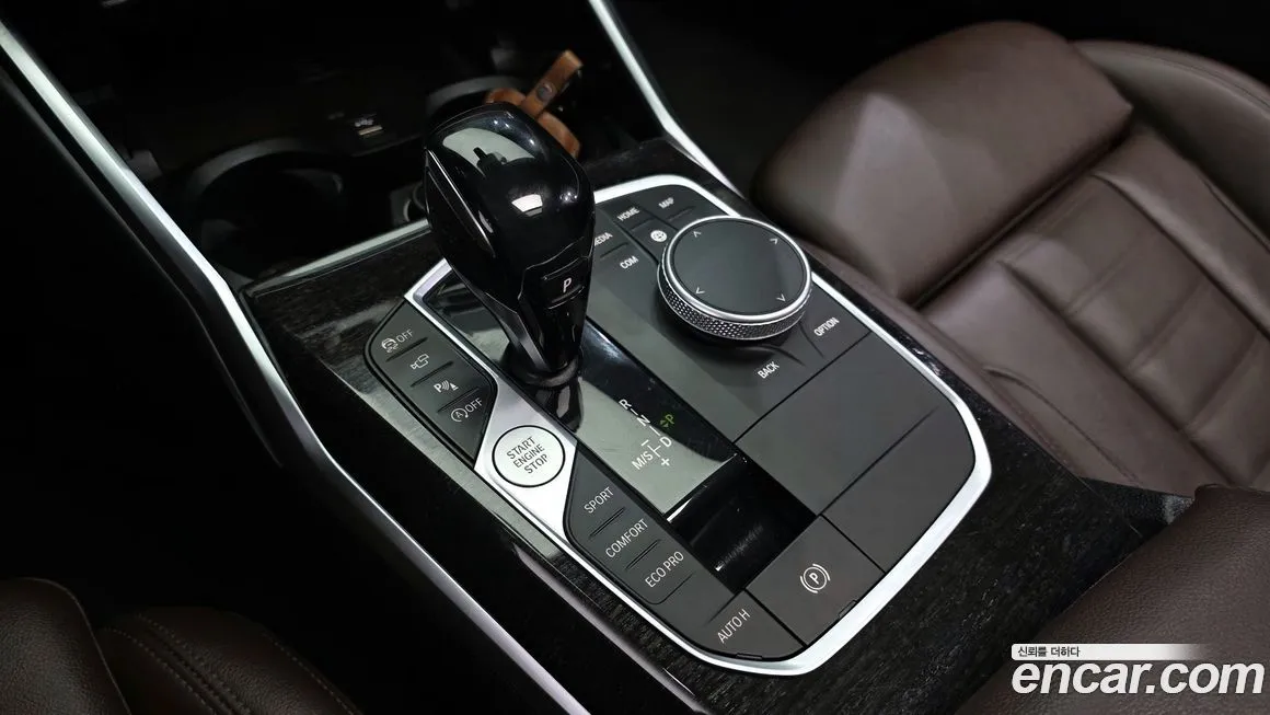 BMW 3-Series 2021 из KR, фото 10