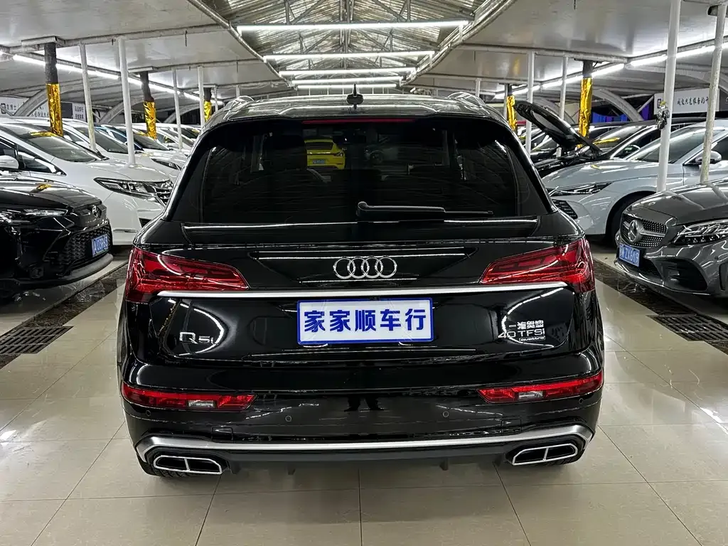 Audi Q5L — фото 4