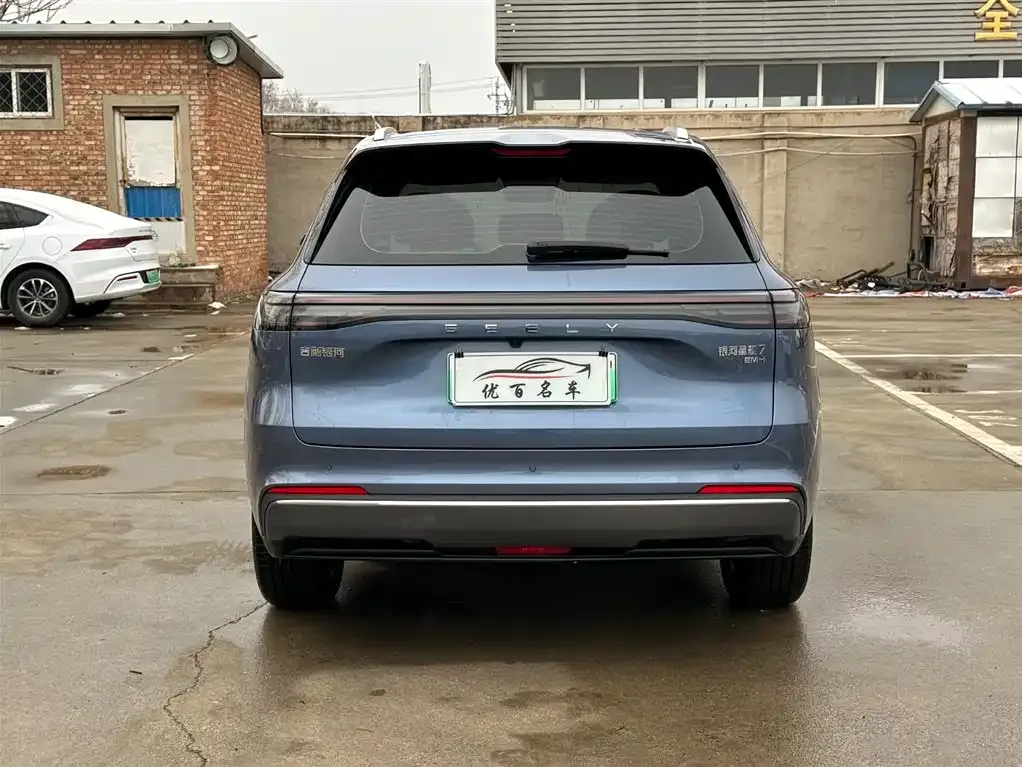 Geely 银河星舰7 — фото 6