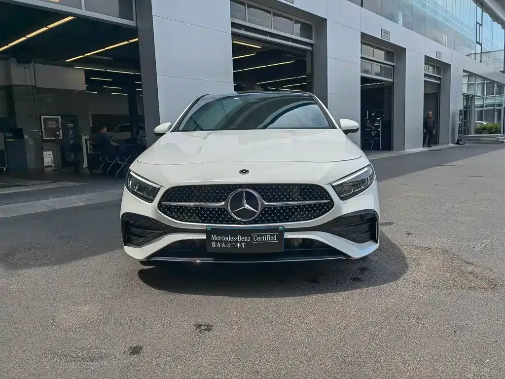Mercedes-Benz A-Class 2023 из CN, фото 8