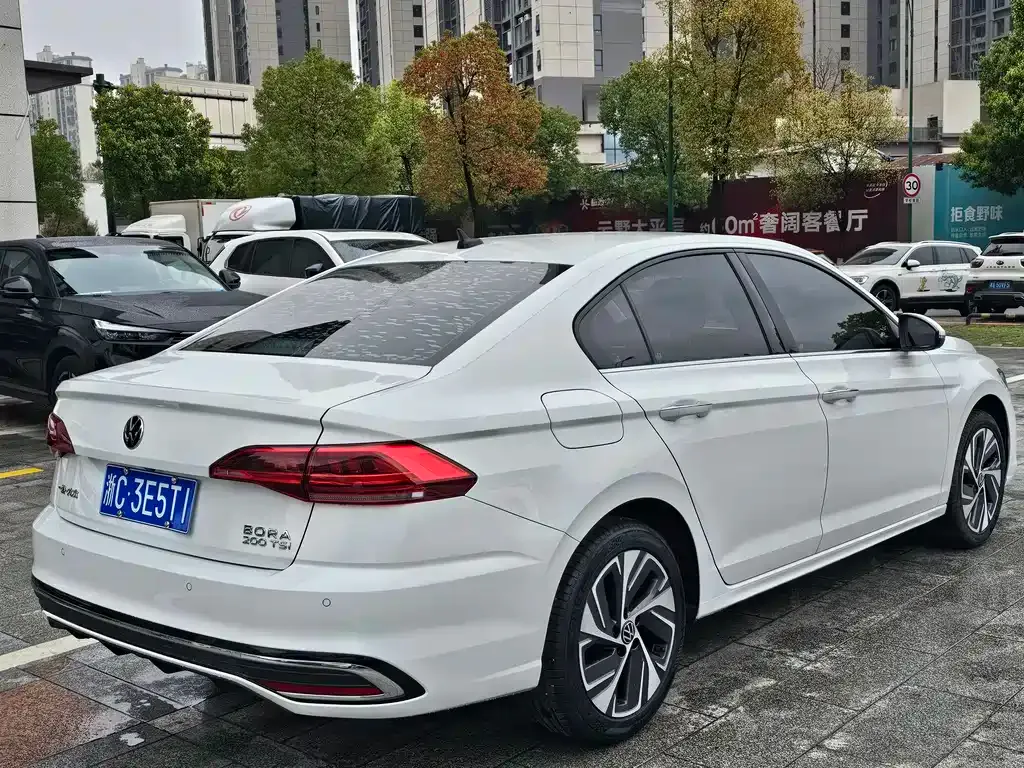 Volkswagen Bora 2022 из CN, фото 10