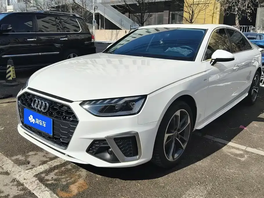 Audi A4L 2024 из CN, фото 1