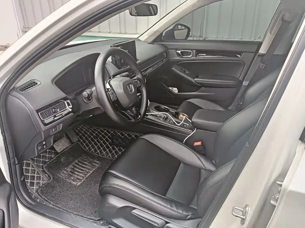 Honda Civic — фото 3