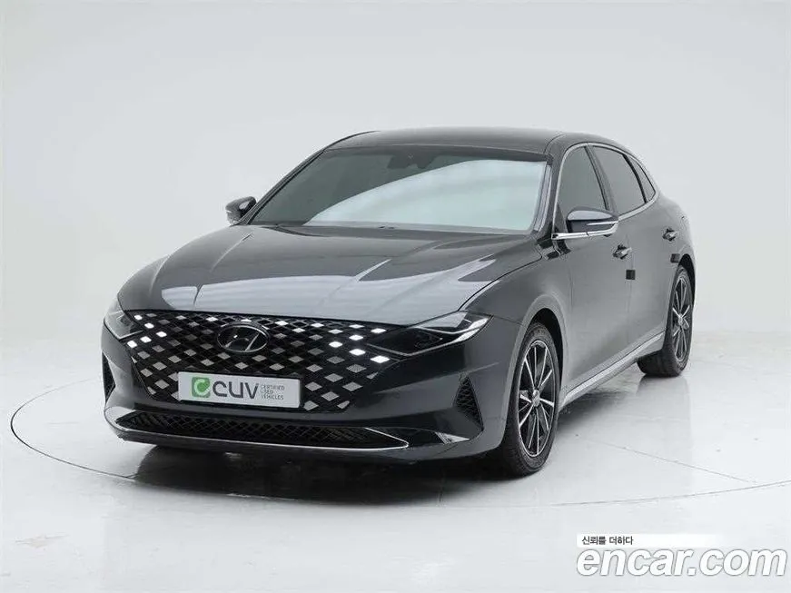 Hyundai Grandeur — фото 1