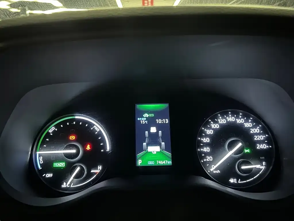 Toyota Sienna 2022 из CN, фото 2