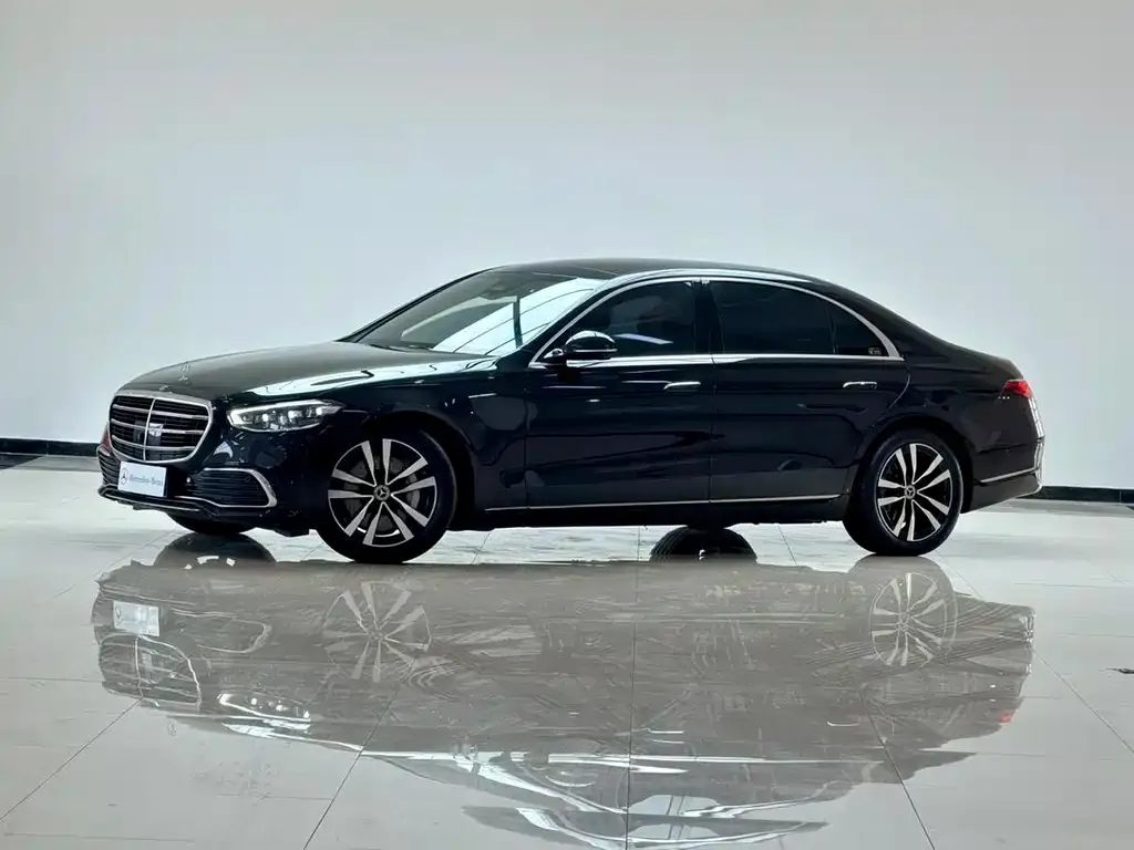 Mercedes-Benz S-Class — фото 1