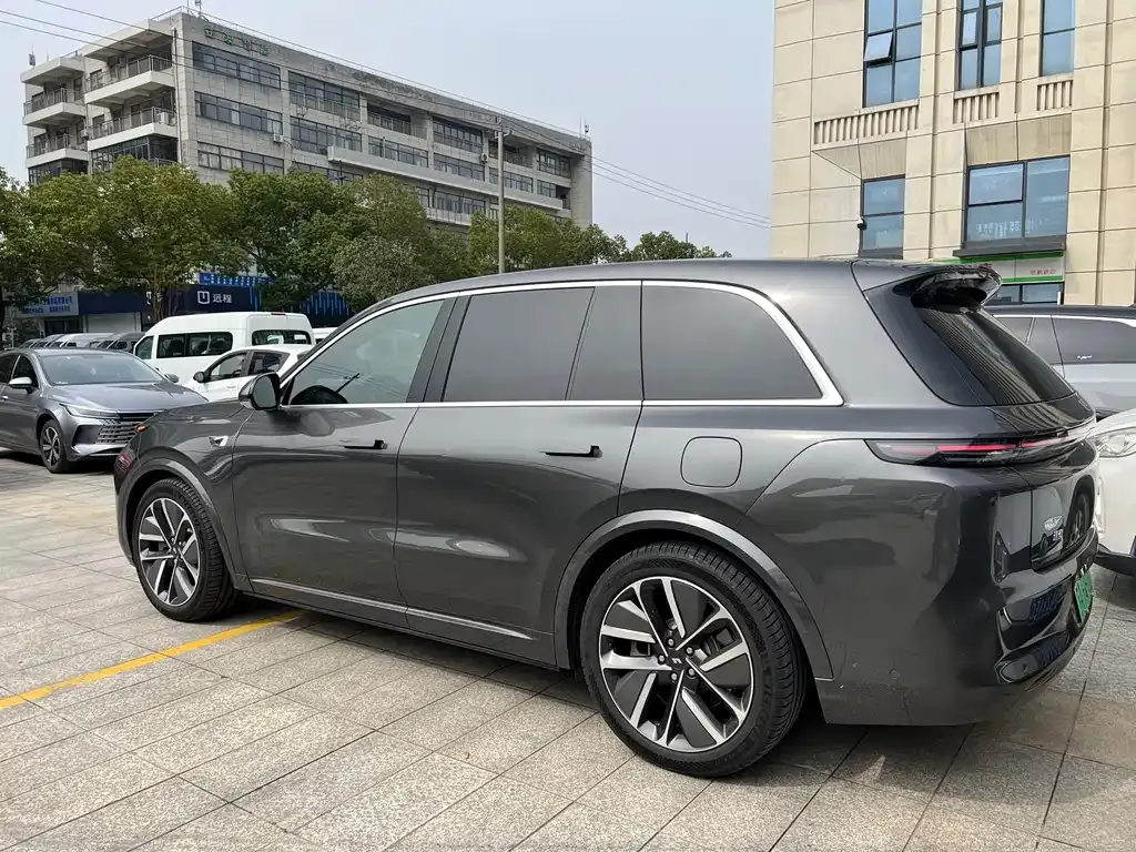 Li Auto L8 2025 из CN, фото 9
