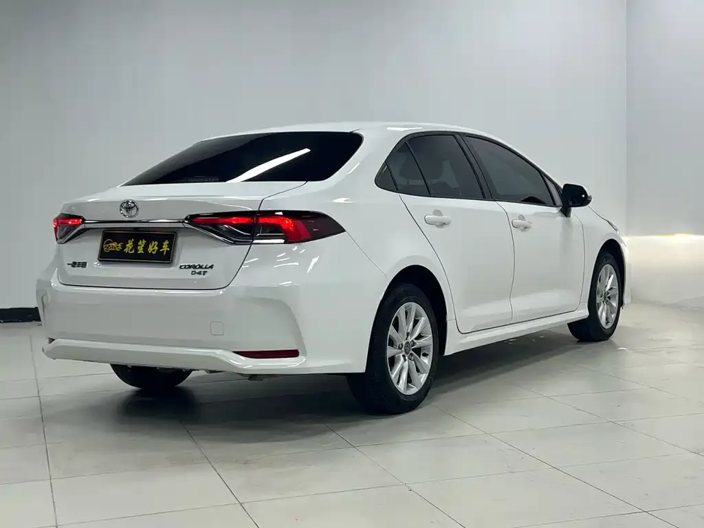Toyota Corolla 2023 из CN, фото 6