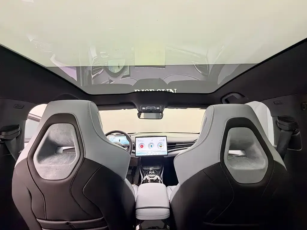 BYD Seal — фото 3