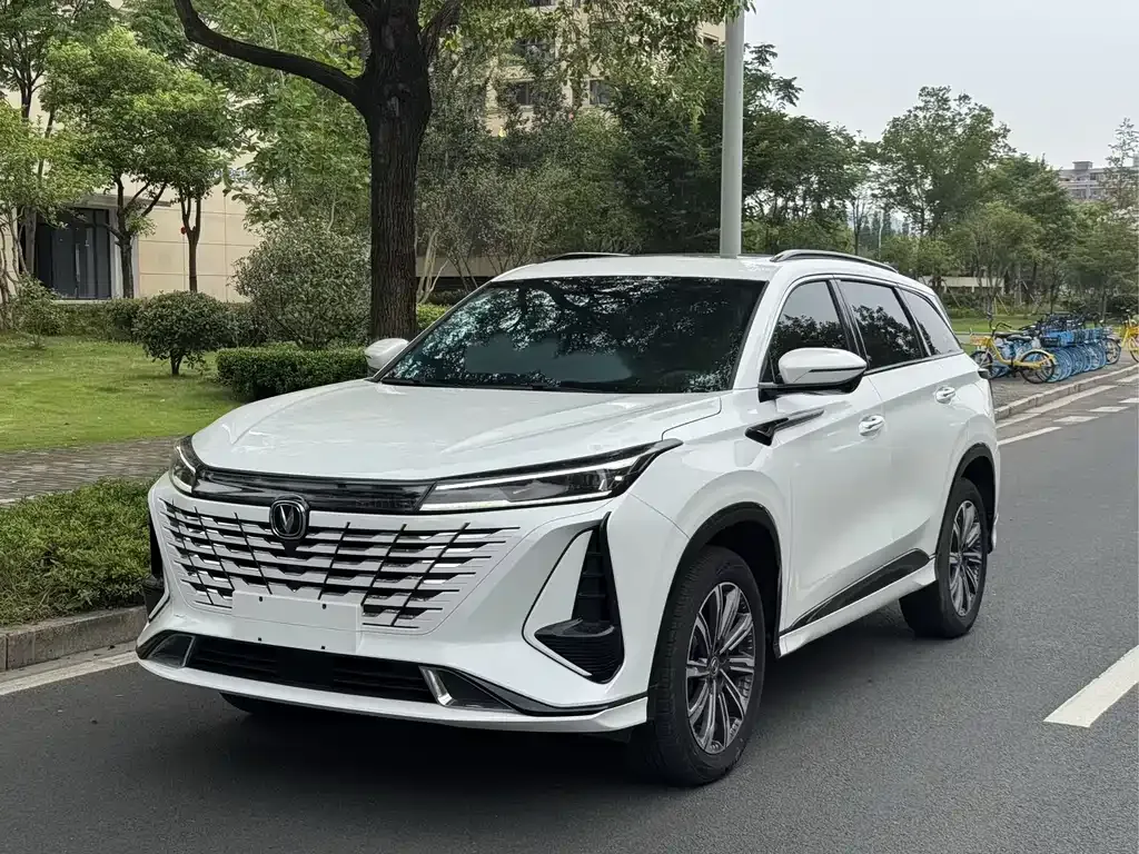 Changan CS75PLUS 2024 из CN, фото 1