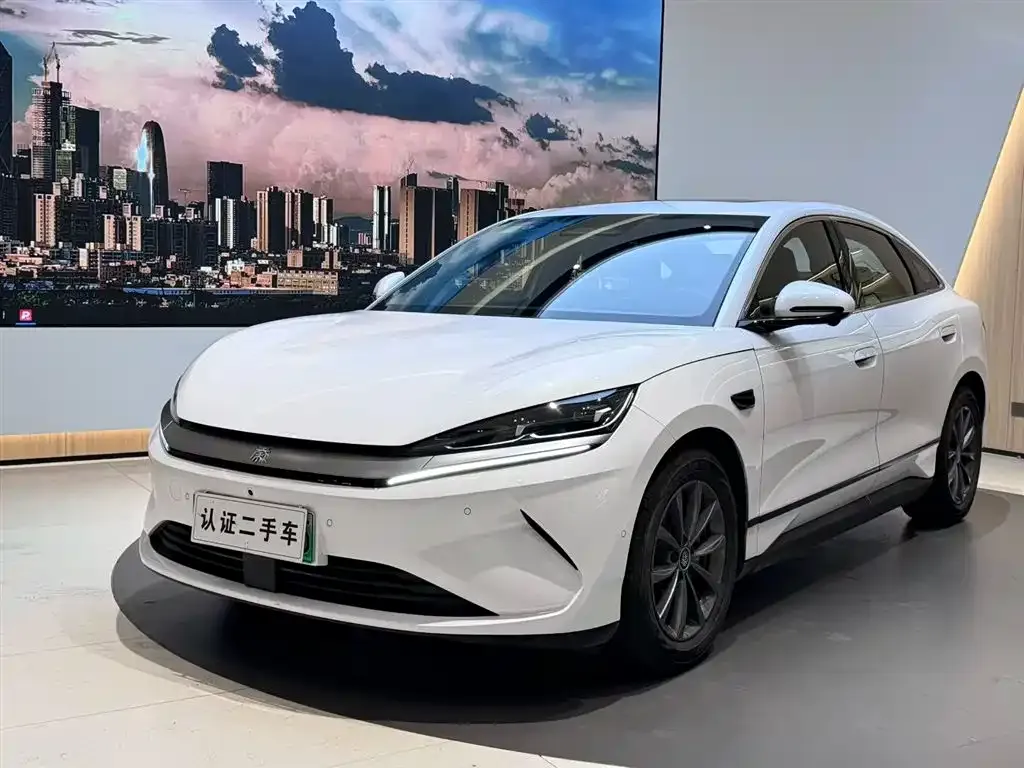 BYD Qin L — фото 1