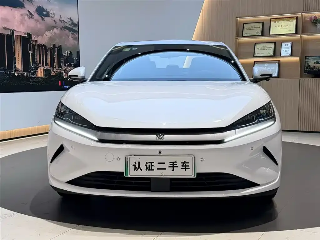 BYD Qin L — фото 9