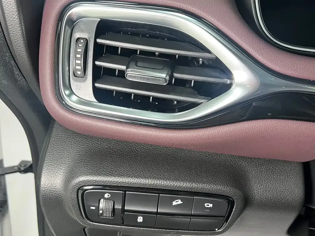 GAC Motor Trumpchi M6 2022 из CN, фото 6