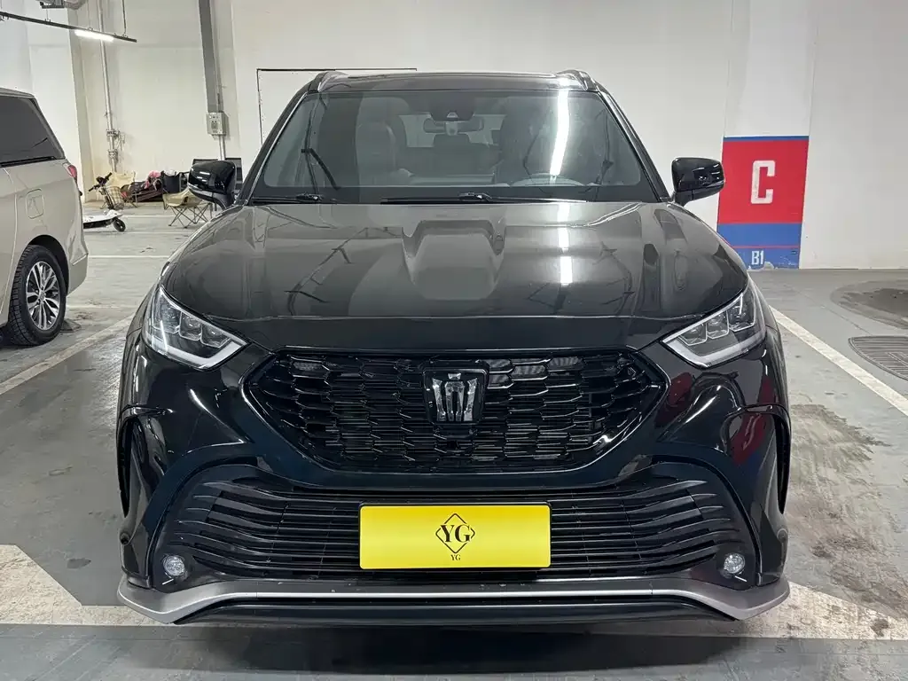 Toyota Crown Kluger 2025 из CN, фото 1